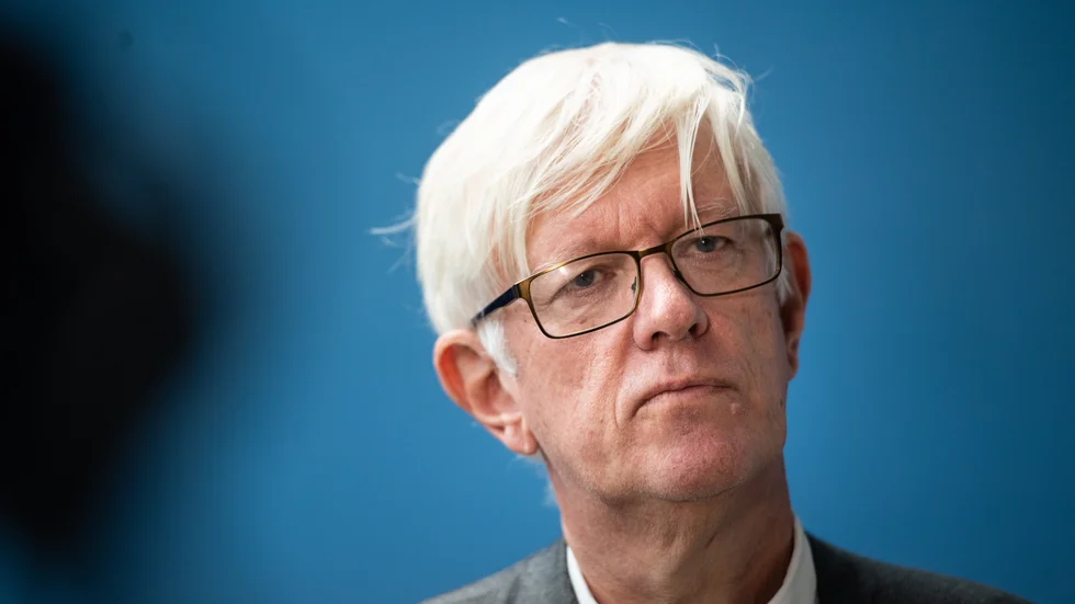 Folkhälsomyndighetens generaldirektör Johan Carlson är den som formellt fattas beslut om skärpta lokala råd. Arkivbild.