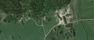 Ny ägare till fastigheten på Bråhovda Karl-Johansgården i Malmköping - 2 600 000 kronor blev priset