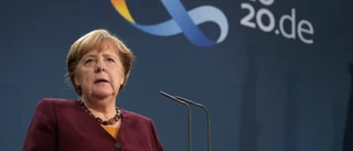 Merkel om EU-bråket: Måste fortsätta prata