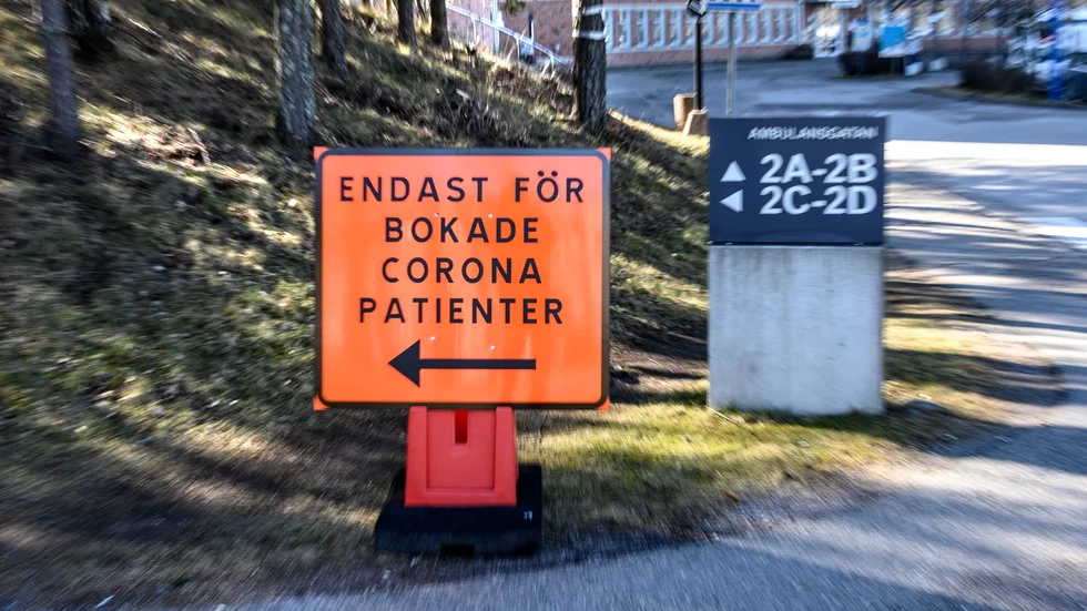 Det finns allvarliga brister i regionernas arbete med att ge vård och behandling till äldre som bor på särskilt boende och som drabbats av misstänkt eller konstaterad covid-19, konstaterar Ivo. Arkivbild