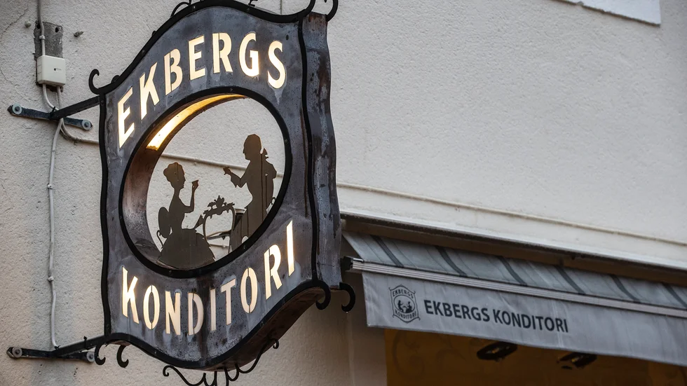 En sötsugen tjuv stal en tårta på Ekbergs konditori i Piteå på måndagen. Ett riktigt bakslag fick mannen på fredagen då han häktades av tingsrätten.