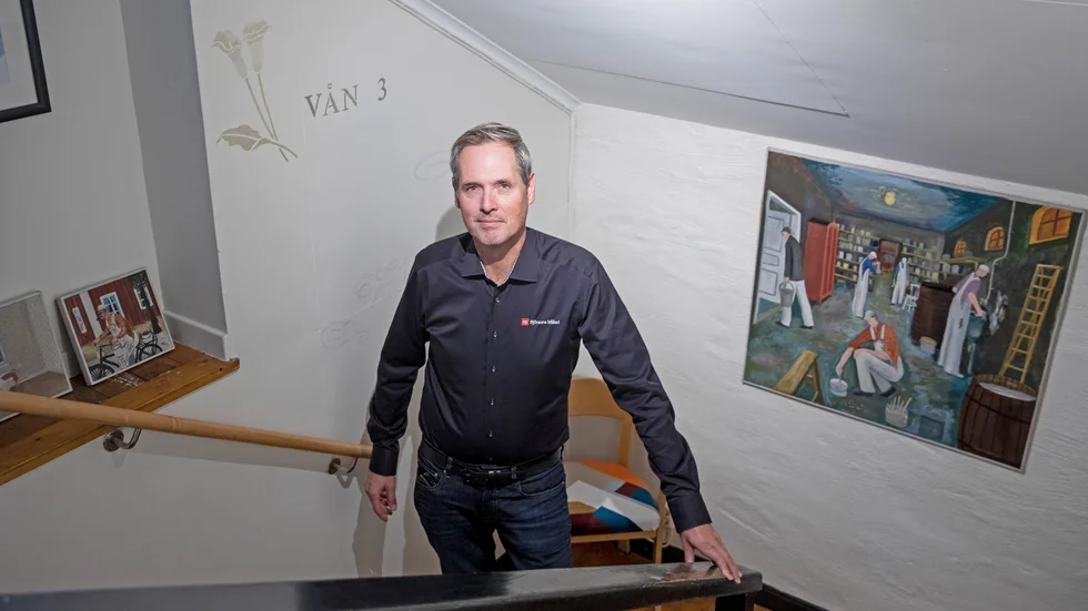 Johnny Larsson på Björsons måleri fortsätter som extern vd efter att bolaget förvärvats av den privatägda bolagsgruppen Storskogen.