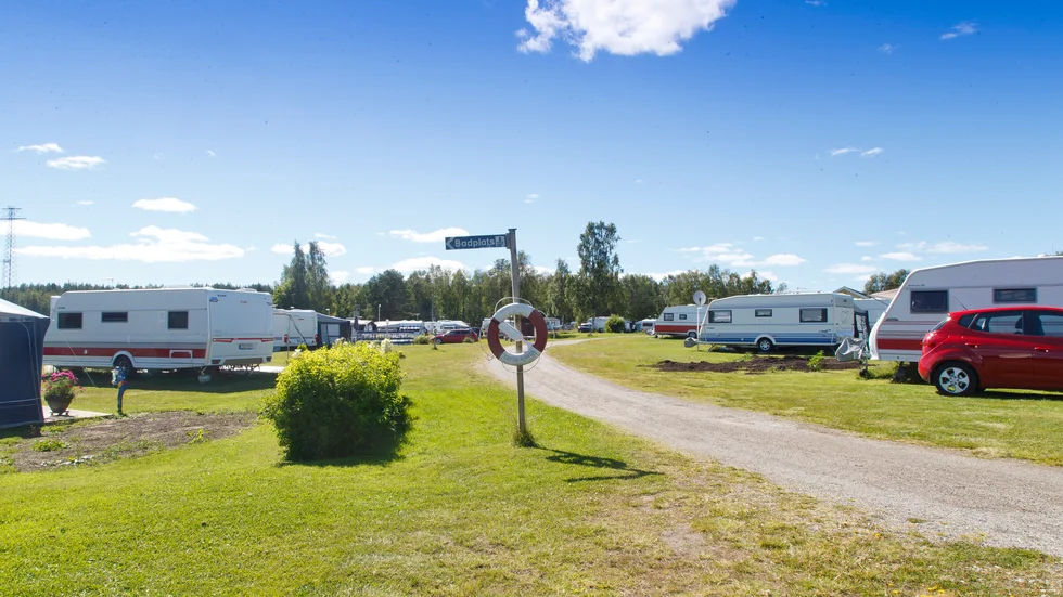 Campinganläggningar har drabbats värst av turisttappet i coronatider. De har tappat 50-60 procent av sina gäster, bara att norrmännen uteblivit innebär 100000 gästnätter minus för besöksnäringen i Piteå.