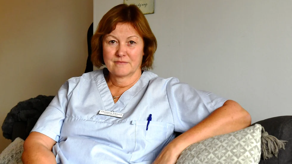 "Det är oerhört efterlängtat", säger undersköterskan Christina Viklund om att boenden öppnat för besök igen.