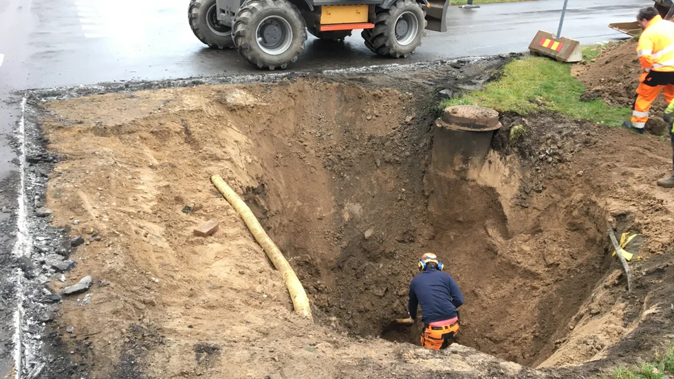 Vattnet i Borensberg är avstängt på grund av en vattenläcka.