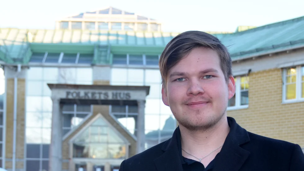 "Vi måste bli bättre på att låta alla människor i vår kommun ha en personlig utveckling" säger Linus Häggström.