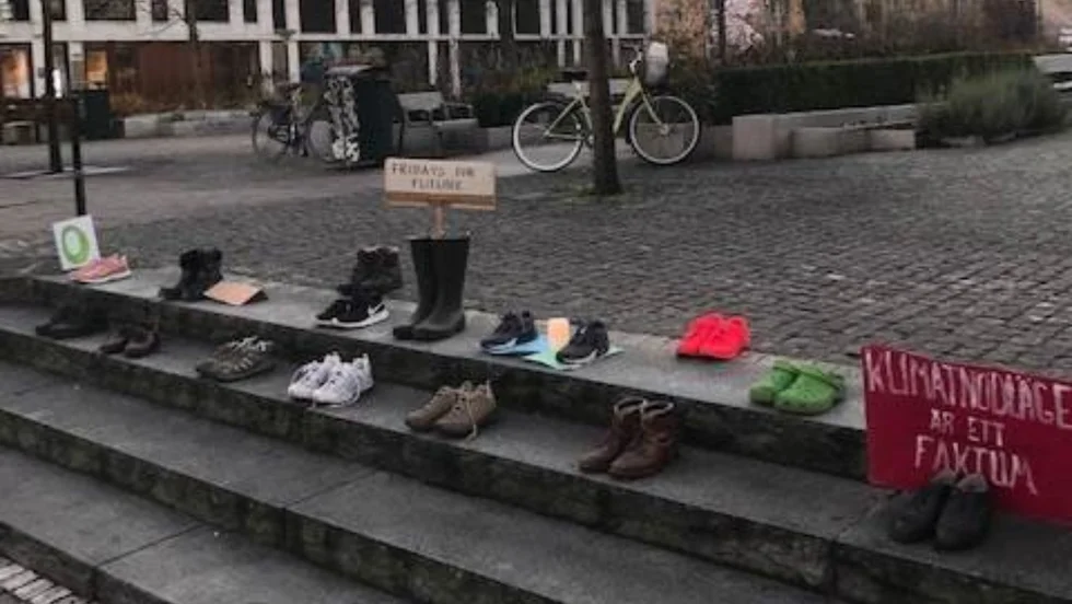 Skostrejk i Hörsalsparken kan bli en vanlig syn på fredagar framöver.