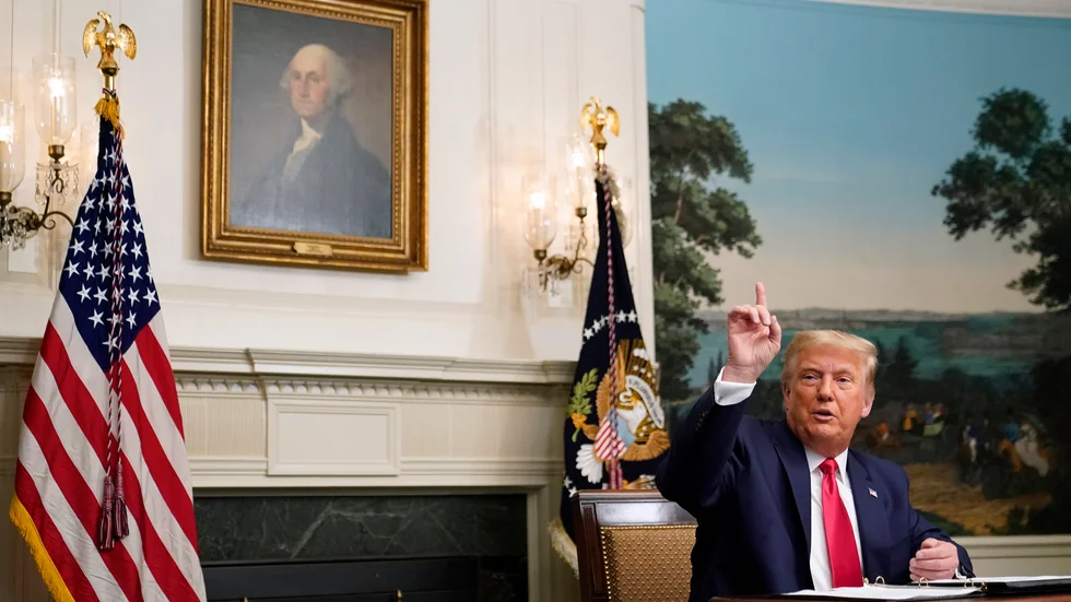 Kommer att avgå men erkänner sig inte besegrad. President Donald Trump talade med pressen i torsdags.
