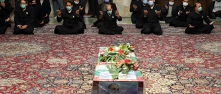 Spänt när Iran begravde mördad kärnfysiker
