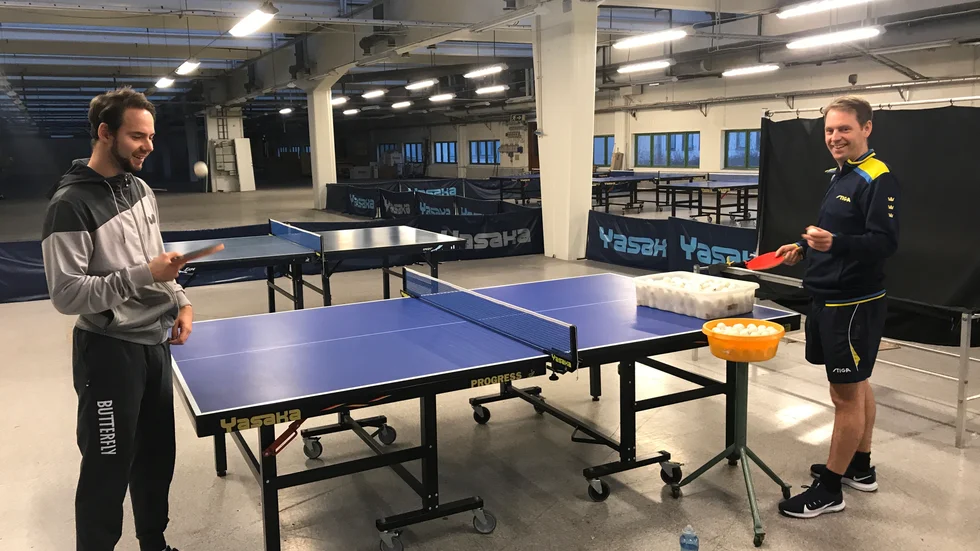 Västers BTK:s Emil Andersson, i lag med klubbkamraten Linus Karlsson, och Daniel Ellermann, som ledare, är båda nominerade till svensk parasports jubileumsgala