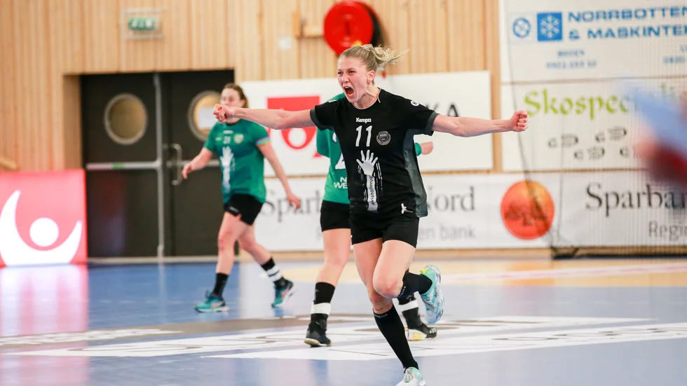 Sara Nordström stannar i Boden Handboll.