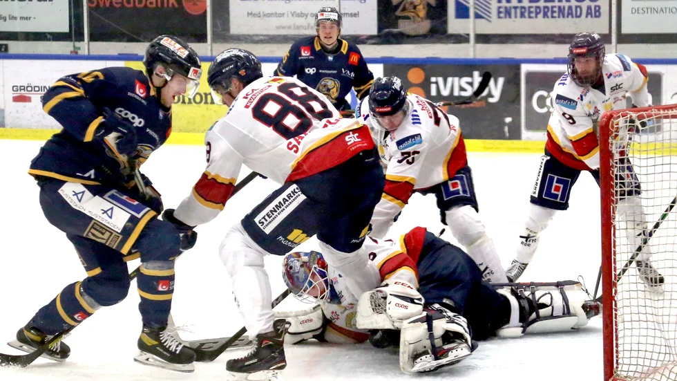 Mariestad får välja motståndare först i play in.