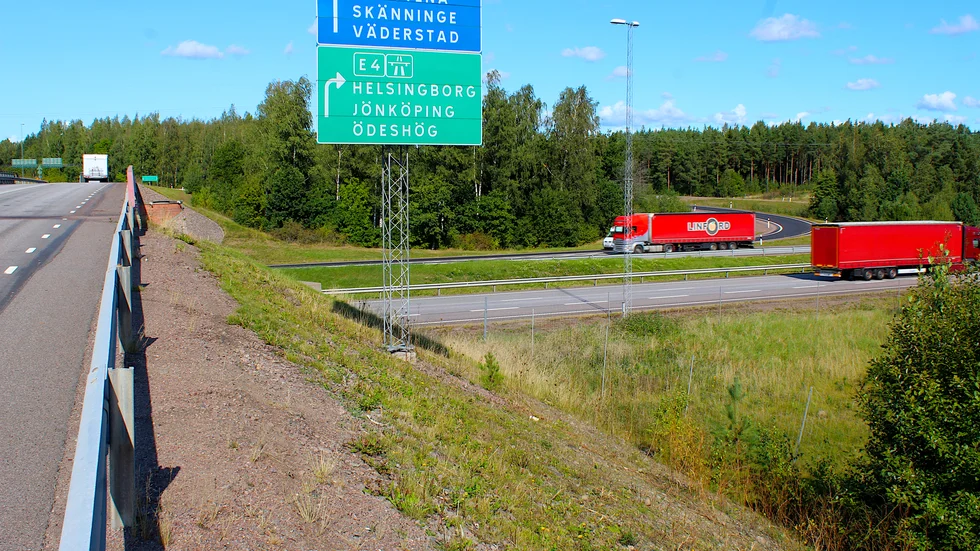 Här vid motorvägsavfart 107, mot Väderstad, har Mjölby kommun reserverat plats för ett framtida Upplevelsecenter med tema mat.