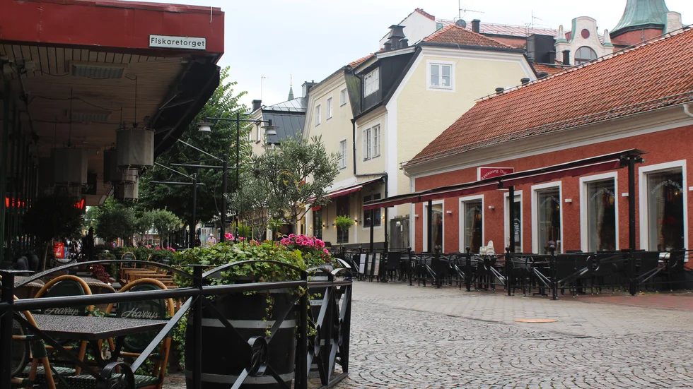 Kommunstyrelsen föreslår en sänkning av avgifterna som krögare betalar för att ha sina uteserveringar på kommunal mark. Bilden är en arkivbild.