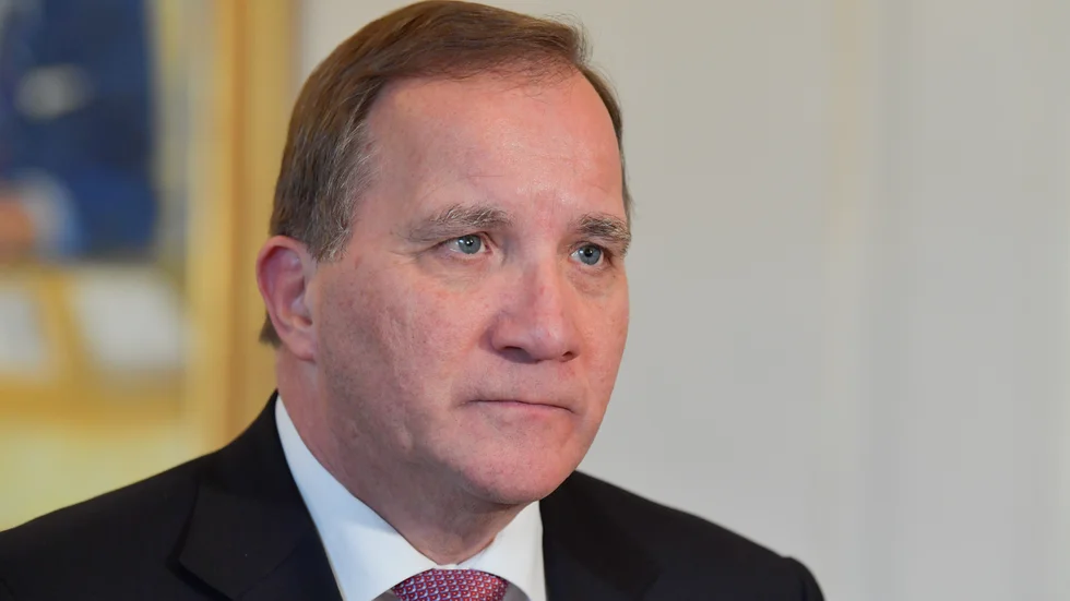Stefan Löfven uppmärksammar de tusentals som gått bort under pandemin i ett allhelgonatal. Arkivbild.