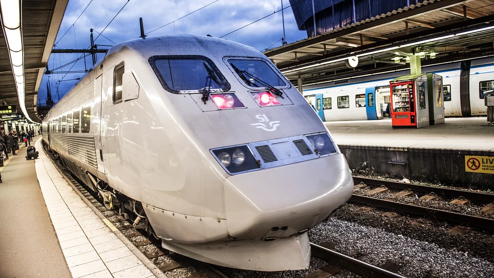 Signaturen "Vill åka tåg" tycker att det är krångligt med SJ:s olika biljettpriser och att Mälartåg borde ha billigare resor för pensionärer.