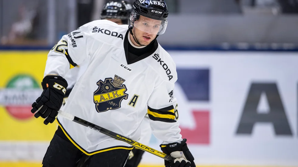Kim Tallberg värvades från Tingsryd och blev snabbt utsedd till assisterande kapten i AIK. Men säsongen som gick blev en bevikelse för Kim och AIK. 