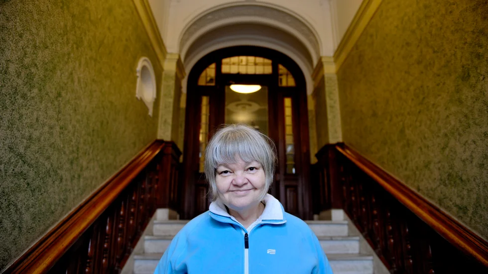 Anne-Marie Lindgren är bördig från Norrköping och är sedan ett halvsekel tillbaka en av socialdemokratins främsta praktiska teoretiker och teoretiska praktiker. 