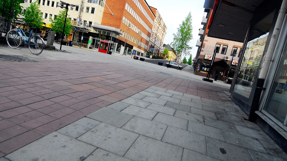 "Vi som är äldre skulle känna en mycket större trygghet om alla gator i Luleå centrum kameraövervakades", skrver signaturen Pensionär. 