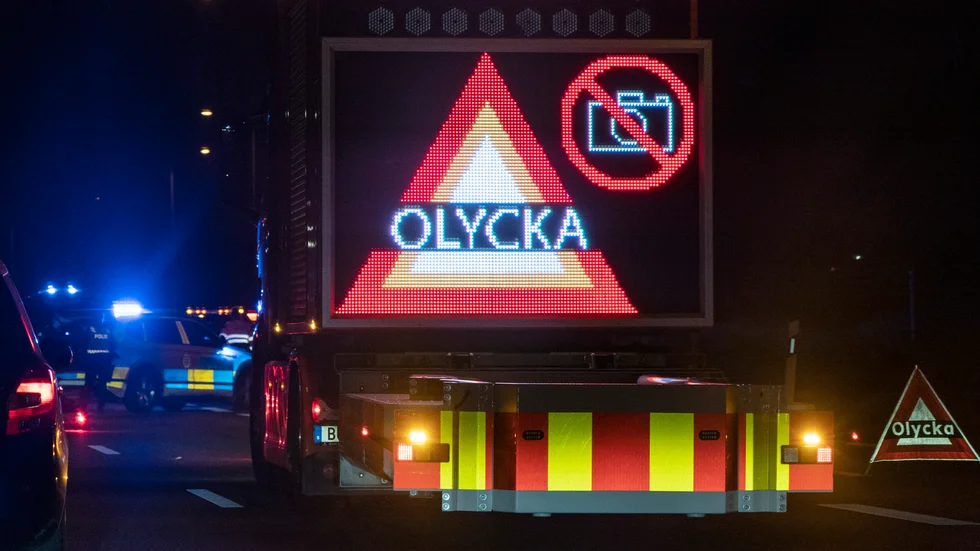 Vid 06.20 på onsdagsmorgonen voltade en personbil av E4 mellan Läby och Björklinge.
