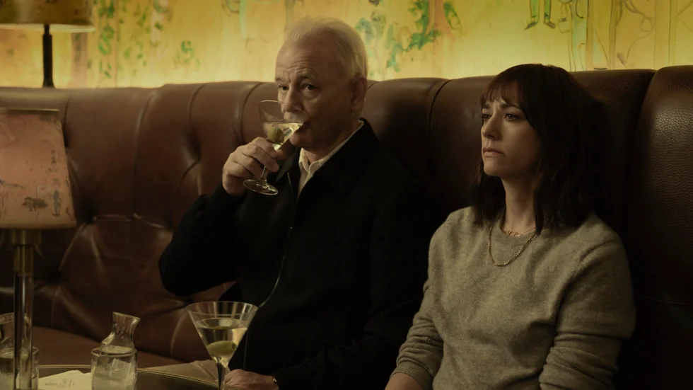Relationen mellan pappa Felix (Bill Murray) och dottern Laura (Rashida Jones) är behållningen med Sofia Coppolas "On the rocks". Pressbild.