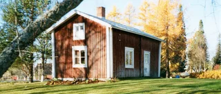 ”Slåttanna” på gammalt vis     
