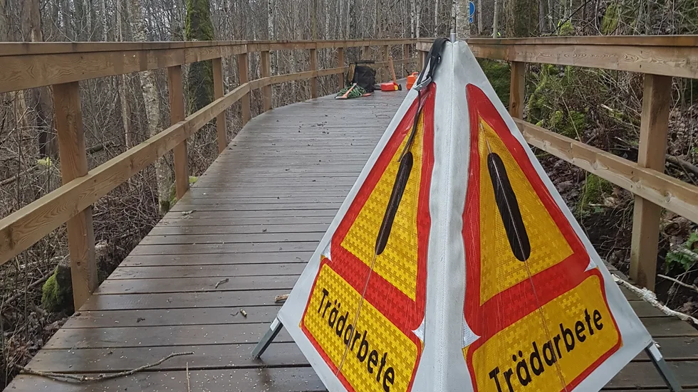 Delar av promenadsträckan kommer hållas stängd under tisdagen. 