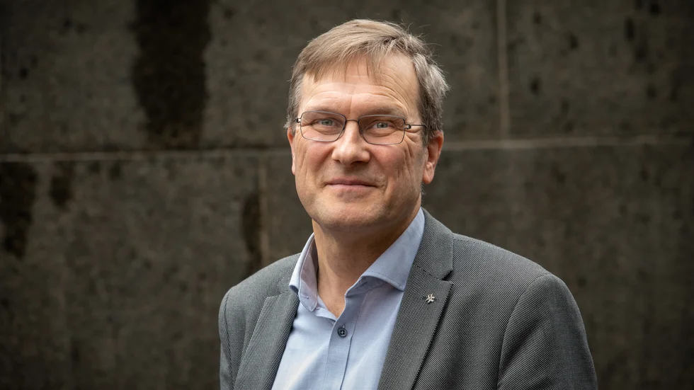Johan D Söderholm, Dekan, Professor vid Linköpings universitet, Institutionen för biomedicinska och kliniska vetenskaper (BKV).