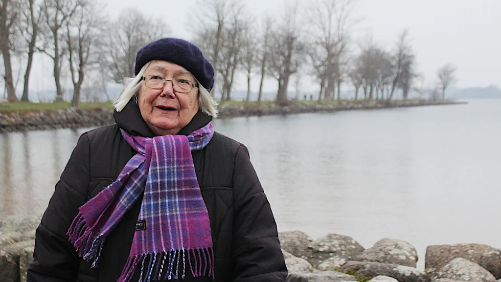 Pandemin har inneburit mycket tid ensam. Anna-Lisa Hagård tog tillfället i akt och samlade ihop barndomsminnen. I januari blir de till en sagobok.