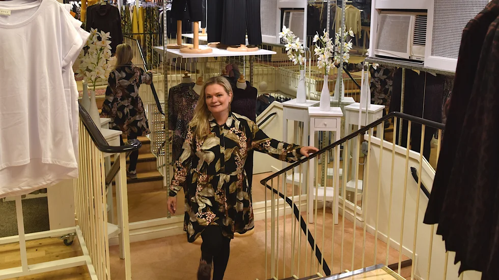 Sandströms nya butikschef Cecilia Wallin kommer ta med sig sin långa erfarenhet från modebranschen för att värna den familjära känslan i butiken. "Mode är det jag är bäst på", säger hon. 
