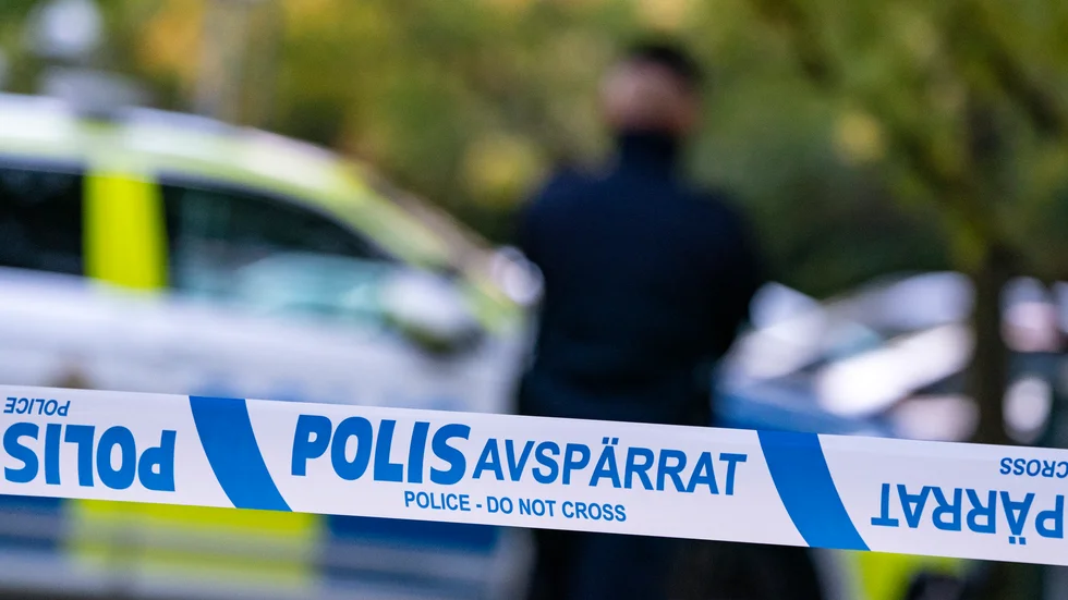 En död man har hittats i vattnet vid Gerdska stranden i Alingsås.