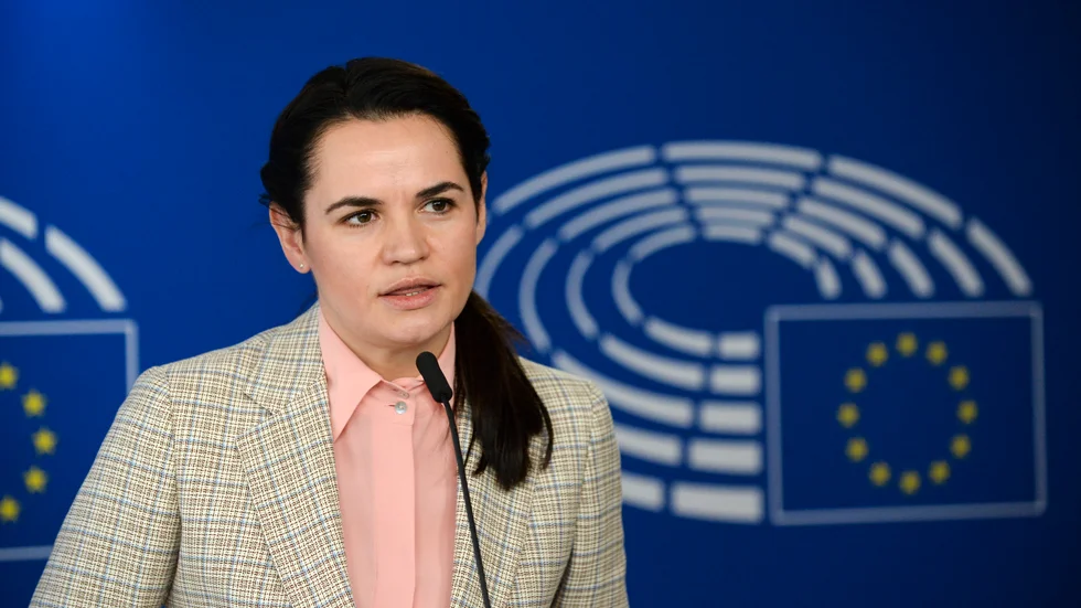 Den belarusiska oppositionsledaren Svetlana Tichanovskaja under ett tal i Europaparlamentet i Bryssel. Arkivbild.