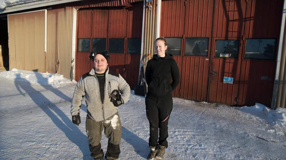 Lantbrukarparet Anders Nilsson och Paulina Nilsson bor på Granbacka. Tillsammans driver de också gårdens lantbruk. Nu gör de också verklighet av drömmen att öppna gårdsbutik. 