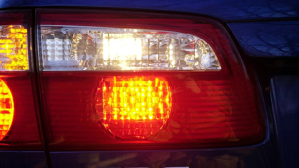 "Titta alltid noga innan du backar, speciellt vintertid då sikten kan vara dålig", skriver insändarskribenten. (Arkivbild)