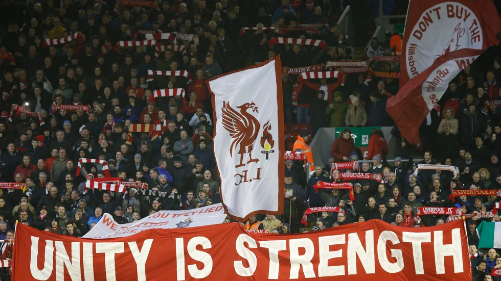 Supportergrupper till flera europeiska storklubbar motsätter sig en superliga. Arkivbild.