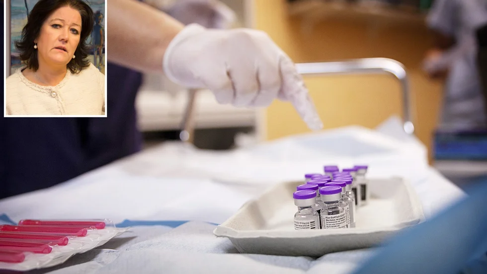 I stället för att kasta överblivna doser har det hänt att Luleå kommun låtit vaccinera enhetschefer, uppger socialchef Gabriella Sjöström.