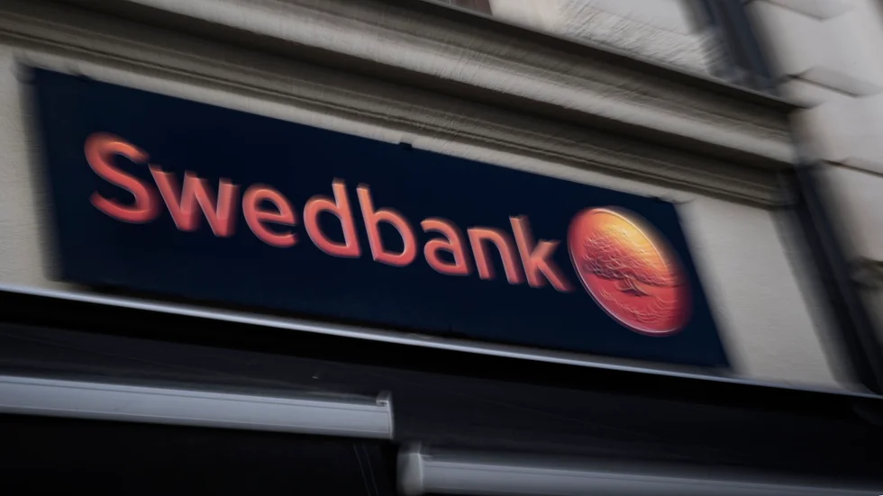 Bedragaren ringde till en äldre man och uppgav sig för att vara från Swedbank.