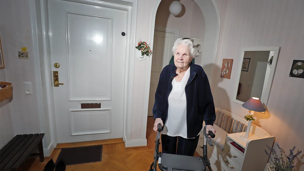 Maj-Lis Strandtoft utsattes för bedrägeri i sitt eget hem 2019. Efter det känner hon sig inte längre trygg.