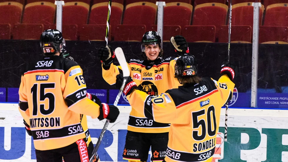 Radek Muzik kunde göra sitt historiska första mål i SHL i segermatchen mot Brynäs.