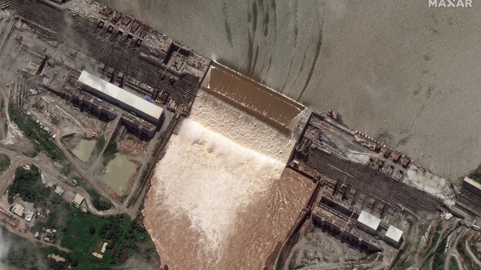 Satellitbild över Stora etiopiska renässansdammen (GERD) i juli, då den började fyllas med vatten.
