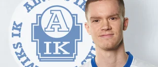Kunde inte hålla sig borta – profilen tillbaka på fotbollsplanen