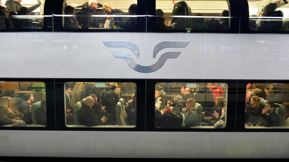 Ett signalfel i Gnesta orsakade totalstopp i tågtrafiken söderut från Stockholm på fredagsmorgonen. Arkivbild.