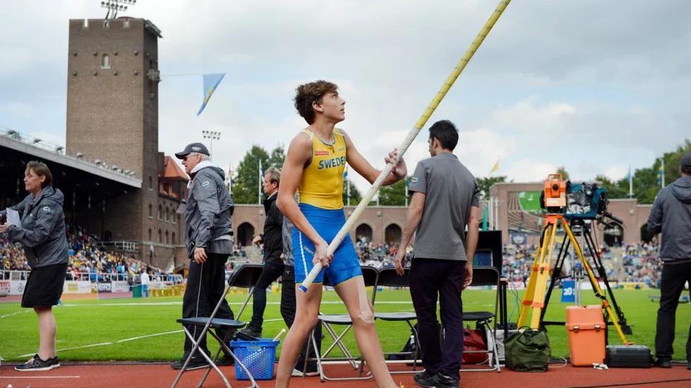 UIF nästa. Armand Duplantis, här på Stockholms Stadion, kommer att tävla för Upsala IF.