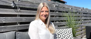 Fannie tar studenten med högsta betyg – vill bli veterinär