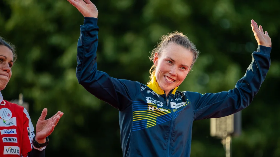 Tove Alexandersson är Sveriges mest lysande orienteringsstjärna.