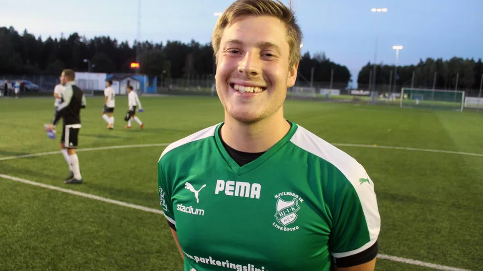 Målvakten Axel Lundquist lämnar Hjulsbro för spel i Mjölby AI i division 3.