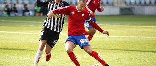 Målkungen står utan kontrakt
