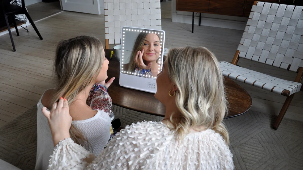 Emma Filipsson och Helena Amileys ser fram emot att lansera Minoleis första produkter i augusti.