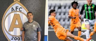 Bakslaget: Därför finns Solano inte med på AFC-bänken