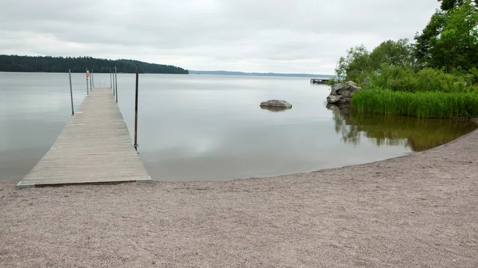 Lyssnaängsbadet.